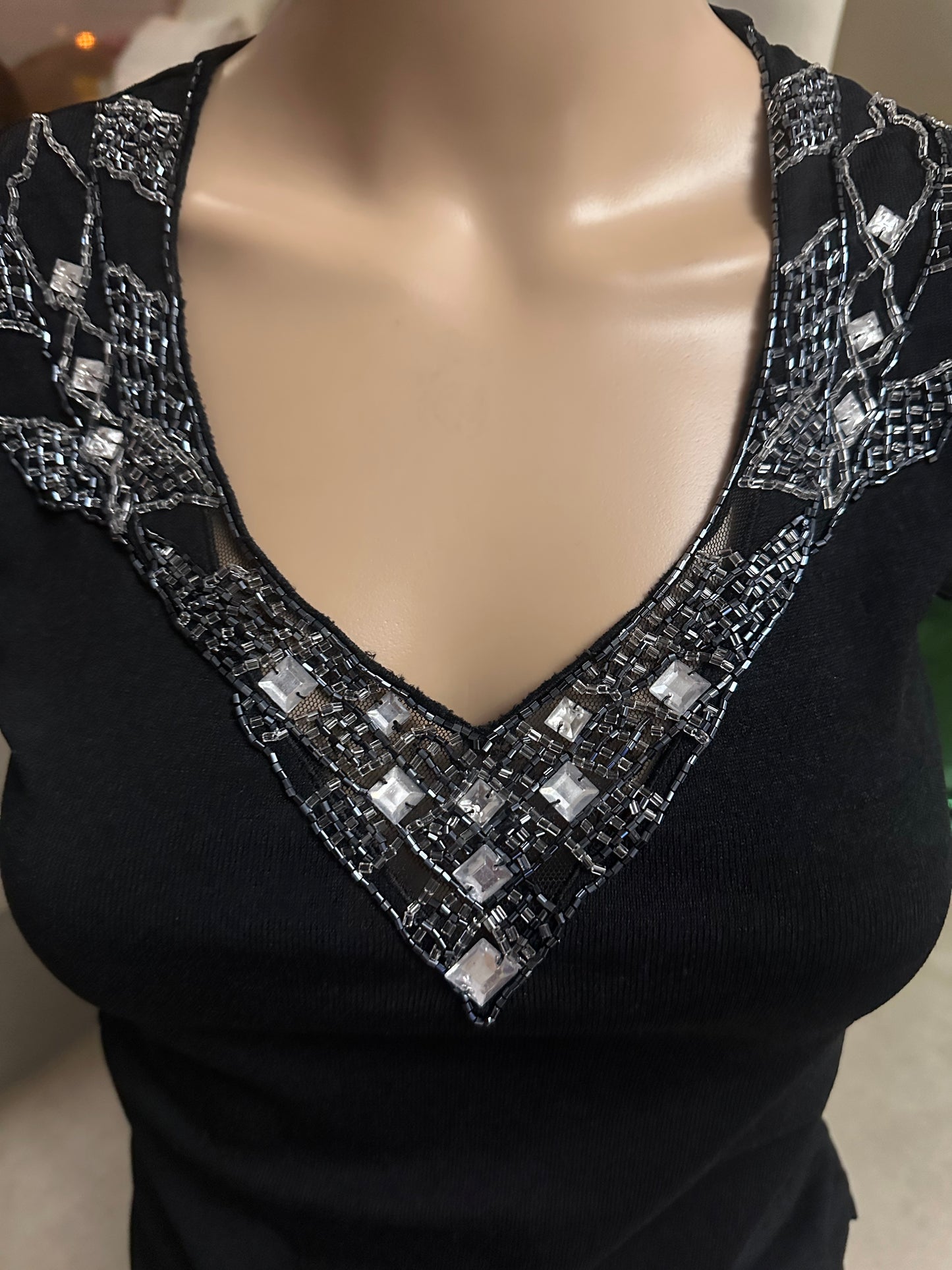Black Jewel (Medium)
