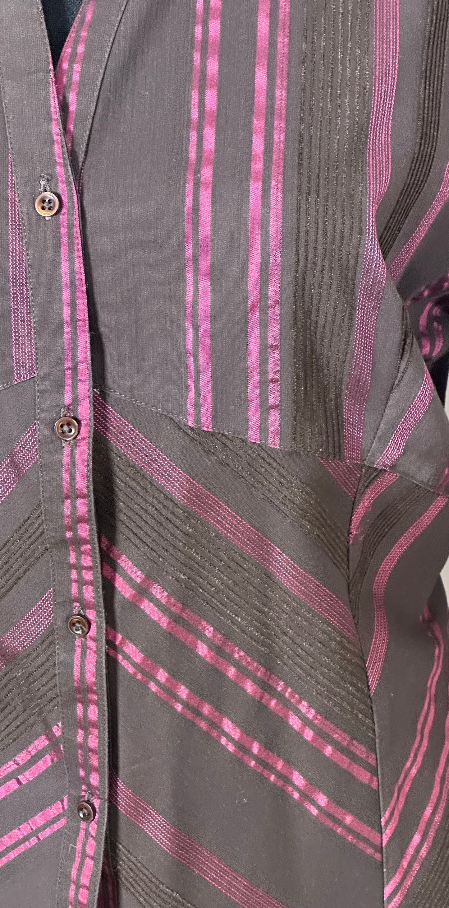 Abstract Striped Shirt (Large)