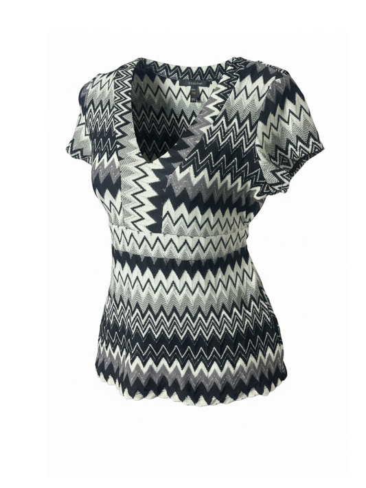 Black & White Wrap Around
